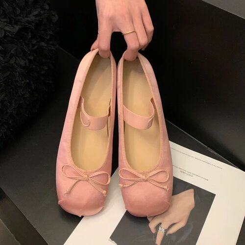 Luxury Satin Silk Ballet Shoes Woman Classic Square Toe Bowt