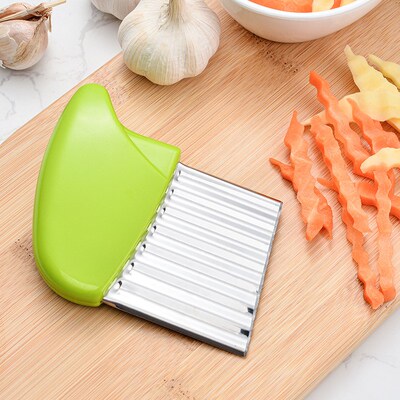Potato Chip Slicer Vegetable Fruit Crinkle Wavy Knife Cutter