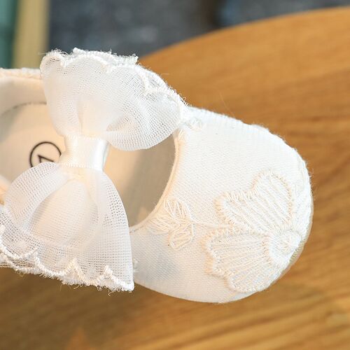 Cute White Lace Baby Girl Princess shoes  Baby Moccasins Moc