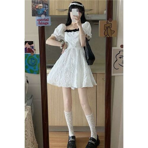 Little Sweet Spice Girl Backless Back Bow Puff Sleeve Tight