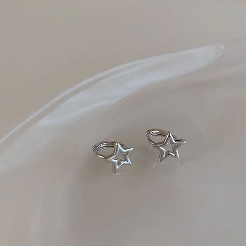 2024 rend Silver Color Plated Hollow Star Hoop Earring For W