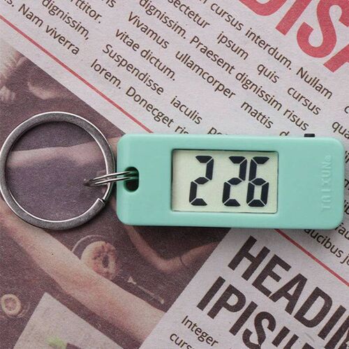 Unisex Student Electronic Clock Keychain Mini Electronic Stu