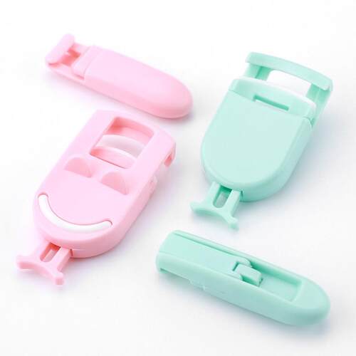 Plastic Eyelash Clips WideAngle Press Eyelash Curler Portabl