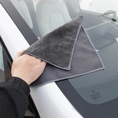 Large, lint-free chamois cloth specifically designed for car