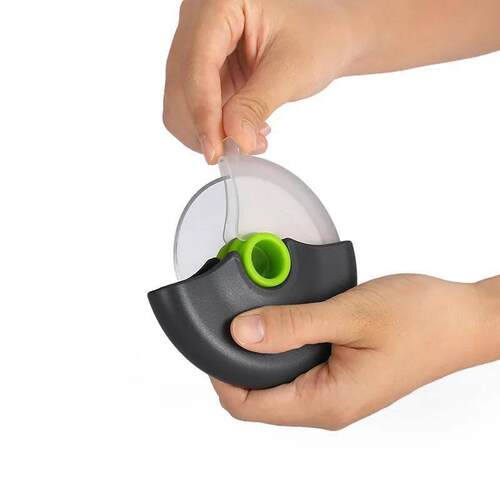 Cutting Knife for Pizza Stainless Steel Round Wheel with Lid