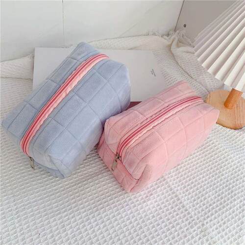 Cute Fur Makeup Bag for Women Zipper Large Solid Color Cosme