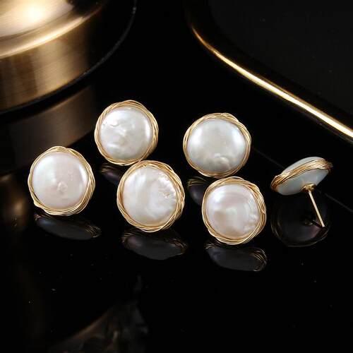 Coeufuedy Classic Big Pearl Stud Earring Baroque Freshwater
