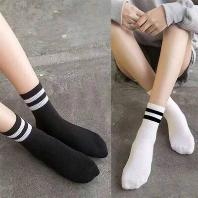 4 Pairs Versatile Womens Socks Simplicity Parallel Bar Patt