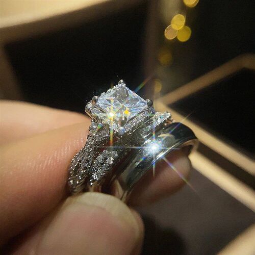 Huitan Luxury Princess Cut Cubic Zircon Bridal Marriage Set