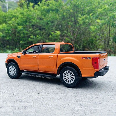 Maisto 1:27 2024 Ford Raptor Pickup Truck Die casting Simula