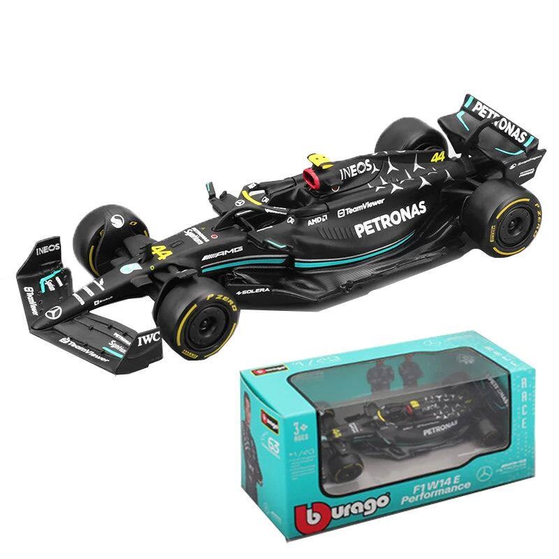 Bburago 1:43 2024 Mercedes Car #44 McLaren MCL60 Ferrari RB1 - 实物图