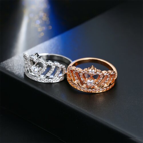 2022 New Fashion Crown Shape Rhinestone Crystal Rings for
