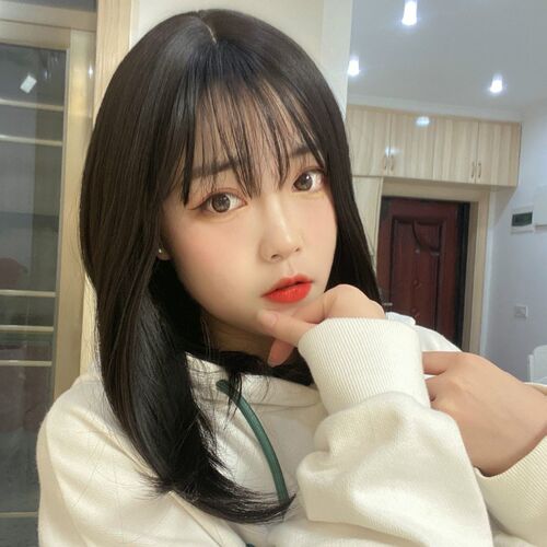 Fashionable Womens Straight Bob Wig with Bangs Stylish and L