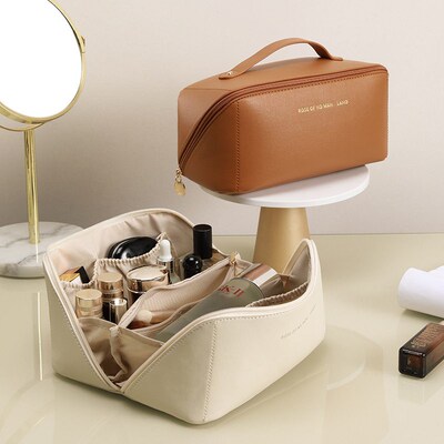 Large-Capacity Travel Cosmetic Bag Portable PU Makeup Pouch
