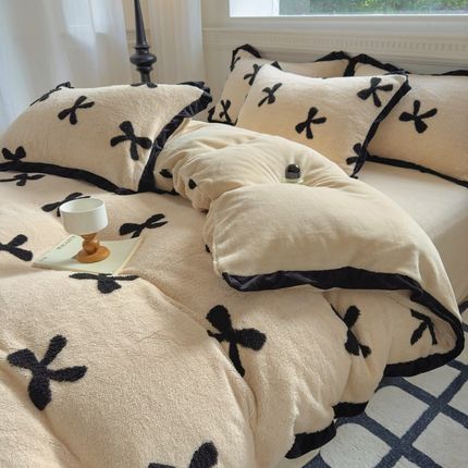 冬季保暖加厚少女蝴蝶结提花四件面绒短毛绒床上用品