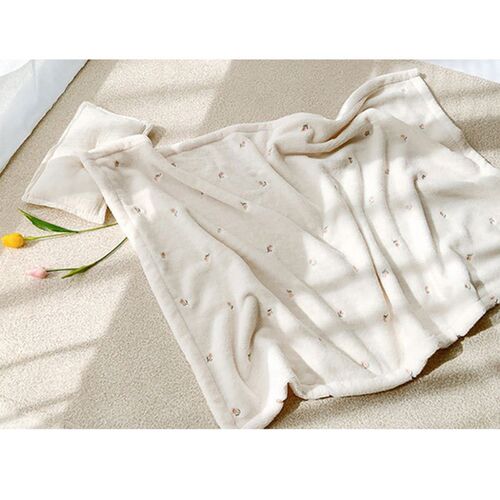 Korean Bear Olive Embroidery Baby Blanket Throws Coral Fleec