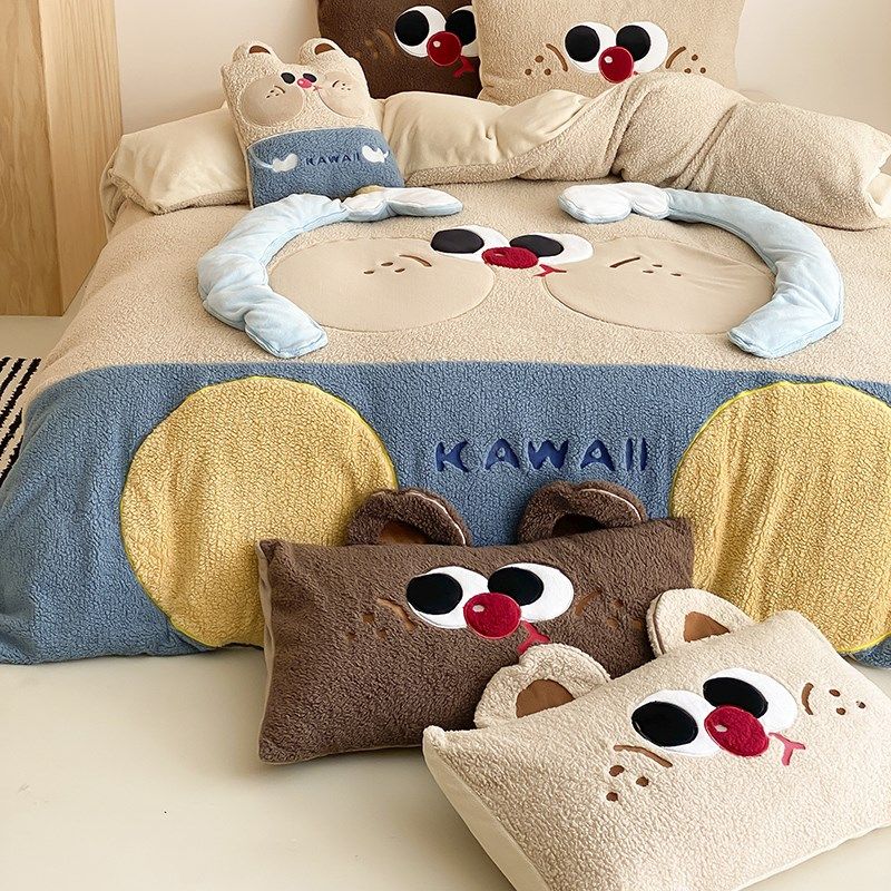 【送抱枕】高端无静电类泰迪绒四件保暖刺绣卡通三件,床上用品,床品套件/四件套/多件套,淘宝优惠券,粉丝福利购,淘宝优惠卷