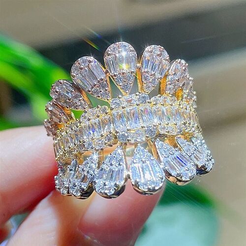 New rendy Big CZ Rings Statement Rings for Women Cubic Zirco