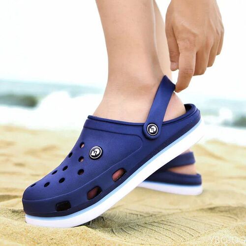 New Fashion Sandals Men  Slippers Soft Bottom Beach Sandals