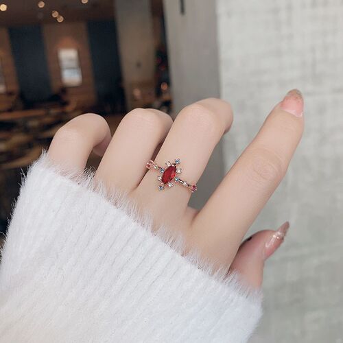 New Delicate Zircon Rings Micro-inlaid Crystal Elegant Flowe