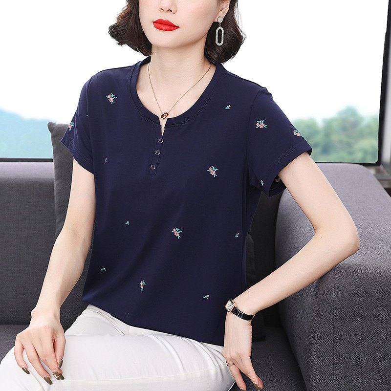 妈妈纯棉短袖t恤女夏装新款中老年宽松大码上衣绣花洋气小衫潮