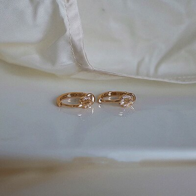 srrmhyn打结圆圈耳环2023年新款潮耳钉简约耳饰韩国气质网红秋季