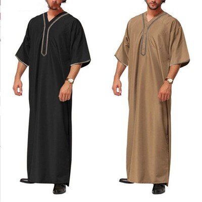 2025  Middle East Arab Dubai Malaysia Mens Loose Robe Butto