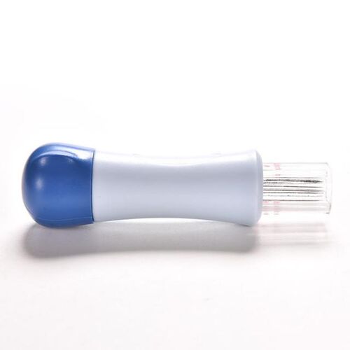 Needle Felting Handle Clover with Seven Needles Wool Appliqu