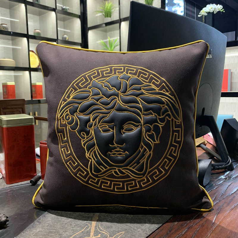 高端样板间轻奢抱枕奢华橙色范思折抱枕套沙发靠垫软靠包床上靠枕
