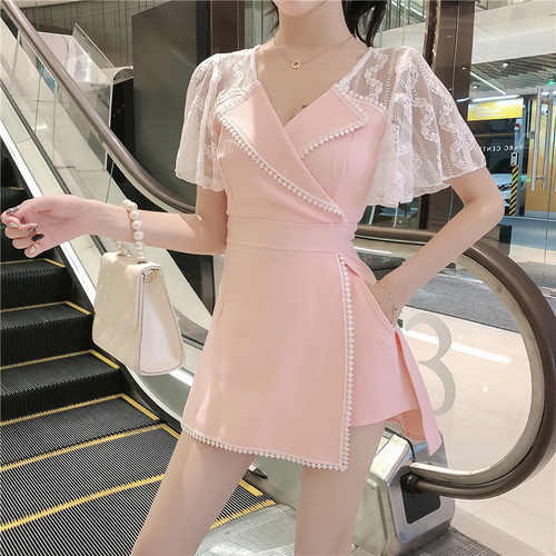 名媛气质两件套装2019夏高腰显瘦开叉蕾丝拼接西装领连衣裙送短裤