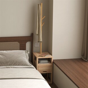 原木风卧室床头柜挂衣架一体小户型床边几带抽屉落地仙人掌衣帽架