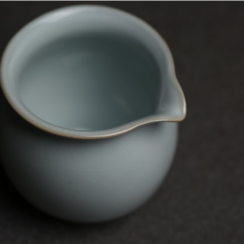 汝窑公道杯持续开片可养出水好陶瓷大号分茶器公壶茶海家用茶具