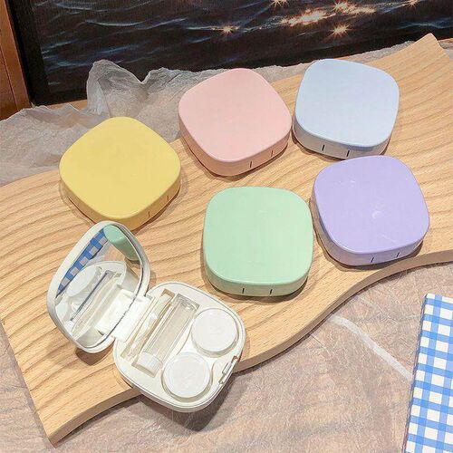 Macaron-colored contact lens case with an Instagram-worthy,