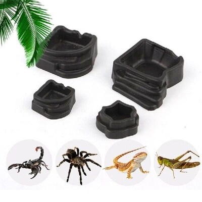 XX9B Reptiles Water Feeders Water Dispenser Waterer Feeding