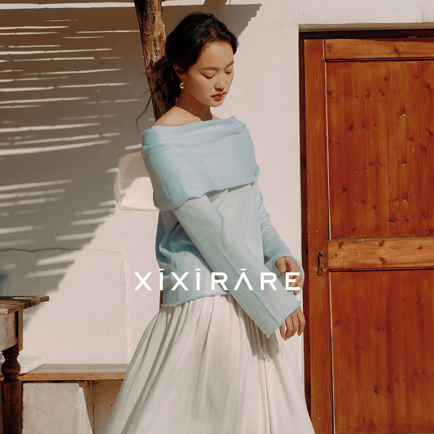 xixirare稀宥女装法式一字肩薄款羊绒露肩长袖针织衫气质上衣浅蓝