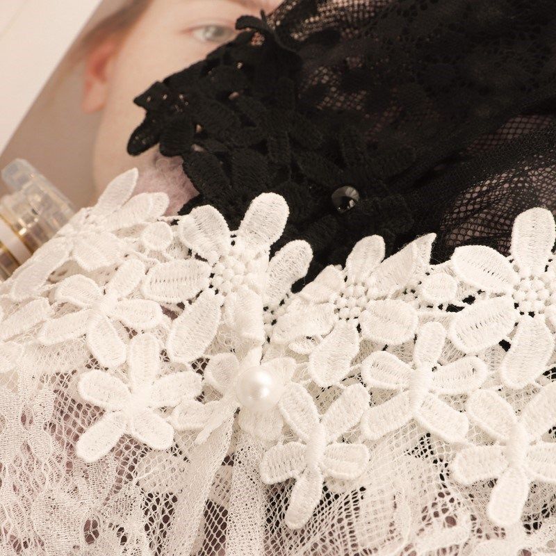 半高领睫毛蕾丝打底衫女喇叭袖淑女毛衣内搭宽松勾花镂空网纱上衣,女装/女士精品,蕾丝衫/雪纺衫,淘宝优惠券,粉丝福利购,淘宝优惠卷