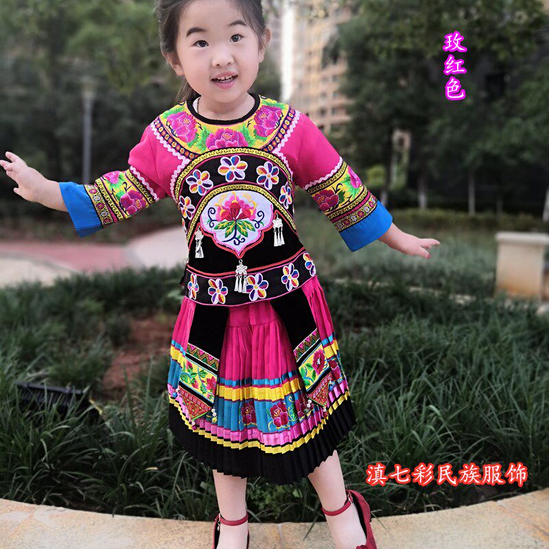 新款彝族女童套装 银饰绣花彝族服装 精品八分袖民族葫芦丝演出服