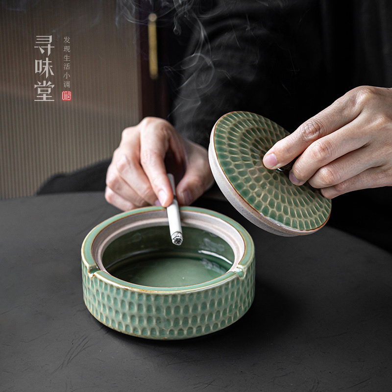 竹青釉陶瓷带盖烟灰缸创意时尚防飞灰复古青瓷家用商用客厅摆件