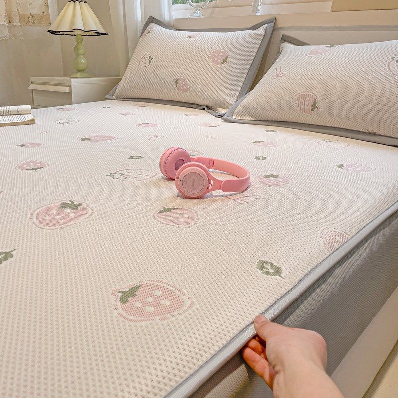 A类粉草莓夏天冰豆豆凉席冰丝席三件套床笠款学生宿舍单人软席子,床上用品,冰丝席,淘宝优惠券,粉丝福利购,淘宝优惠卷