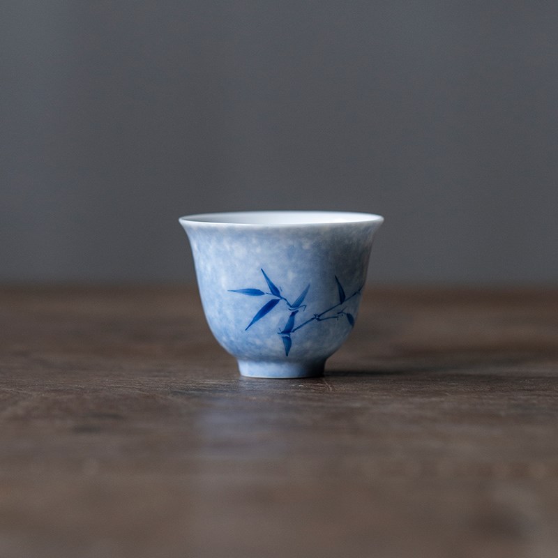 中式陶瓷手绘雾蓝翠竹品茗杯家用个人主人杯单杯功夫茶具普洱茶杯