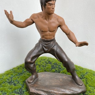 陶瓷李小龙摆件功夫人物雕塑客厅电视柜装饰品创意工艺品开业礼品