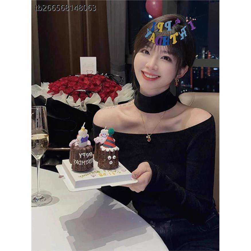 纯欲黑色挂脖一字肩针织打底衫女秋冬高级感修身内搭毛衣露肩上衣