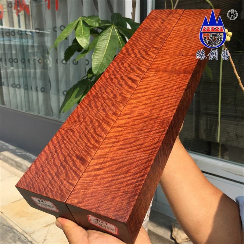 红木镇纸缅甸花梨实木天然金丝水波纹51厘米虎皮纹木雕压书镇尺