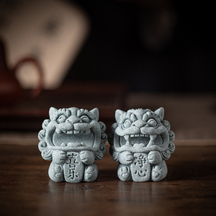创意小狮子招财茶宠摆件可爱风狮爷笔搁笔架镇纸茶桌书房装饰礼品