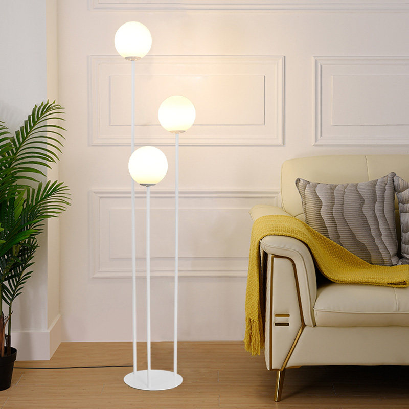 立式北欧落地灯简约客厅创意遥控沙发边卧室少女床头网红艺术台灯