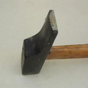 八十年代老锤子白铁铆锤钳工锤金工锻打锤斩口锤扁嘴锤高硬异形锤