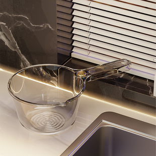 水勺家用厨房洗菜塑料舀水漂流打水仗洗澡洗头轻奢透明长柄浇水瓢