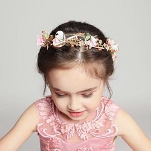 2024新款儿童发饰女孩头饰公主发箍韩式花朵头花生日演出配饰粉色