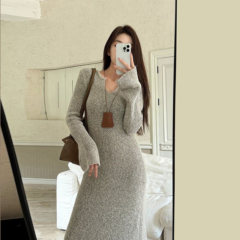 浅布调秋冬高个子V领超好看打底针织连衣裙女修身喇叭袖内搭长裙,女装/女士精品,连衣裙,淘宝优惠券,粉丝福利购,淘宝优惠卷