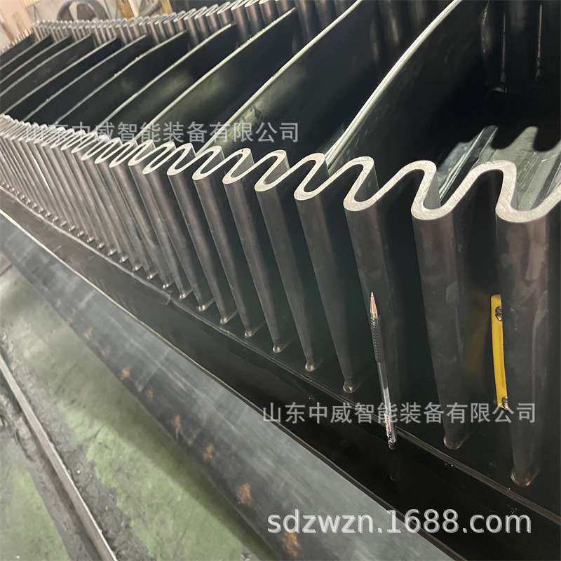 供应大倾角裙边输送带 搅拌站木材厂输送物料用PVG650裙边输送带,标准件/零部件/工业耗材,防护罩/风琴罩,淘宝优惠券,粉丝福利购,淘宝优惠卷